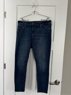Dark Blue Women’s Skinny Jeans with Leg Seam